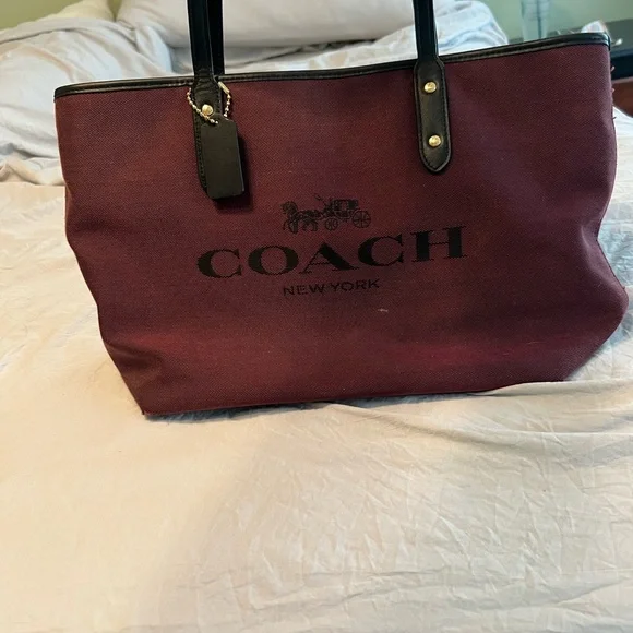 Coach Burgundy Tote Bag - Picture 2 of 6